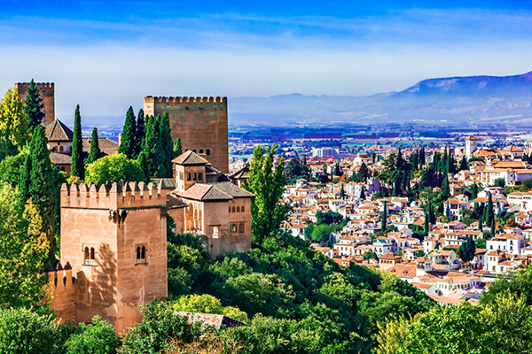 İspanya’da görülmesi gereken yerlerden Granada