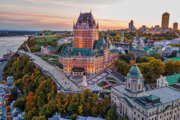 Kanada’da görülmesi gereken yerlerden Montreal