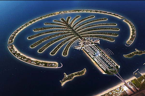 Dubai’de görülmesi gereken yerlerden Palm Jumeirah