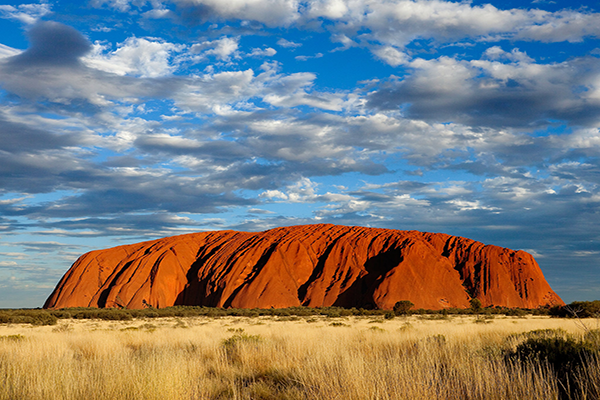 Avustralya’da görülmesi gereken yerlerden Uluru